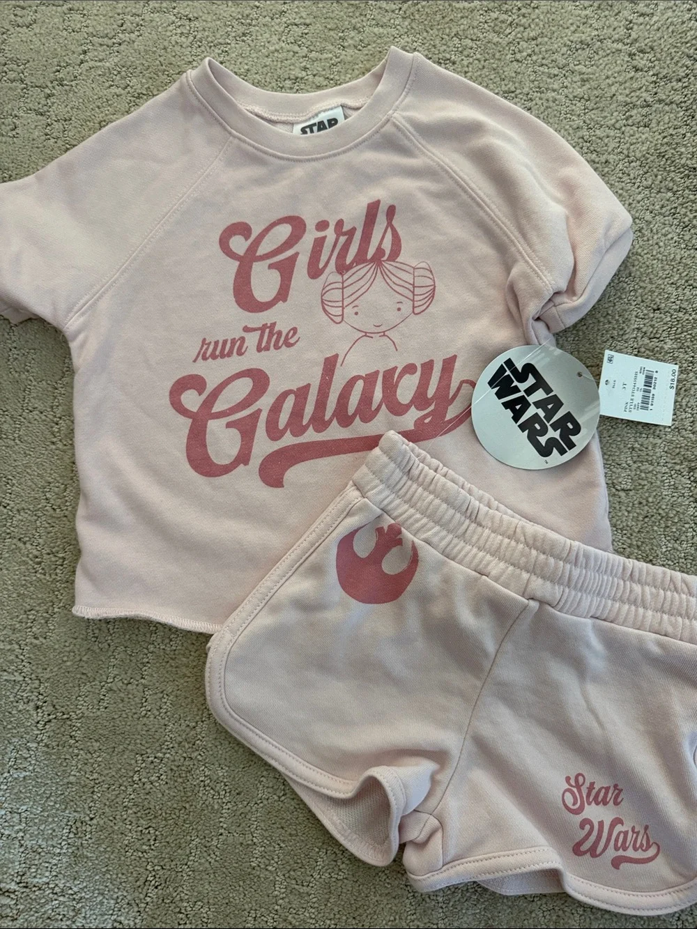 Star Wars Pink Girls 'Run the Galaxy' set- Brand new!